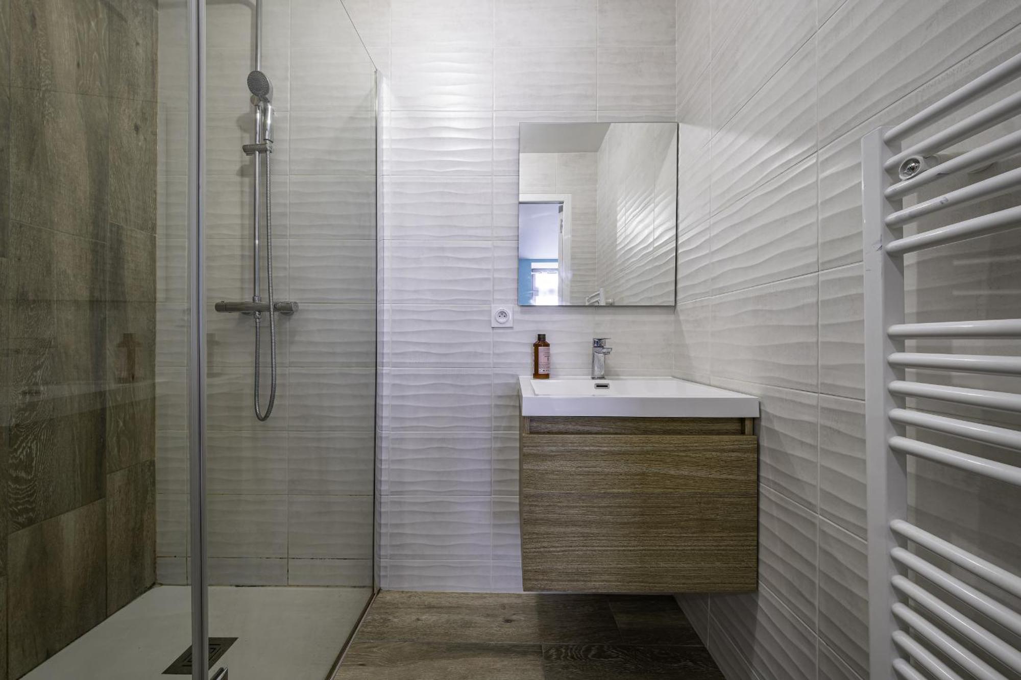 Segre Centre ✰ Studio ✰ 24M² ✰ Cuisne ✰ Wifi ✰ Tout Neuf! Exterior photo